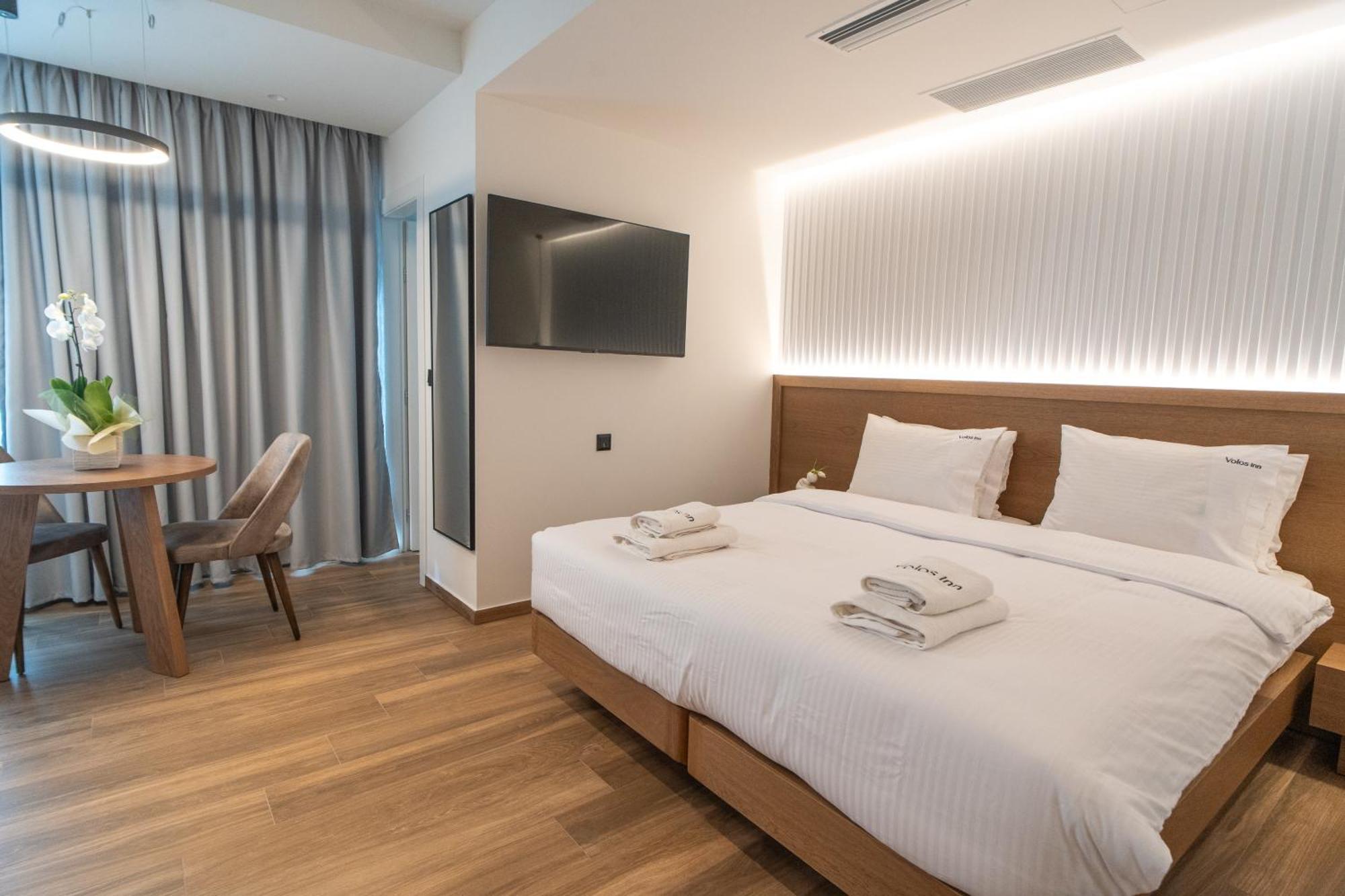 Volos Inn Hotel Extérieur photo
