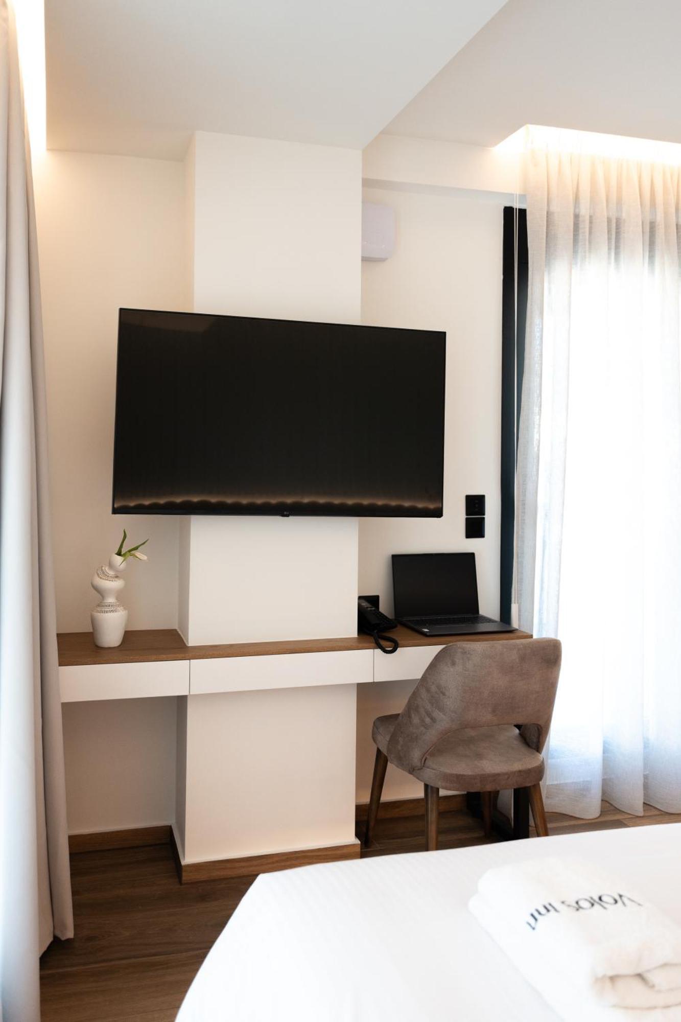 Volos Inn Hotel Extérieur photo